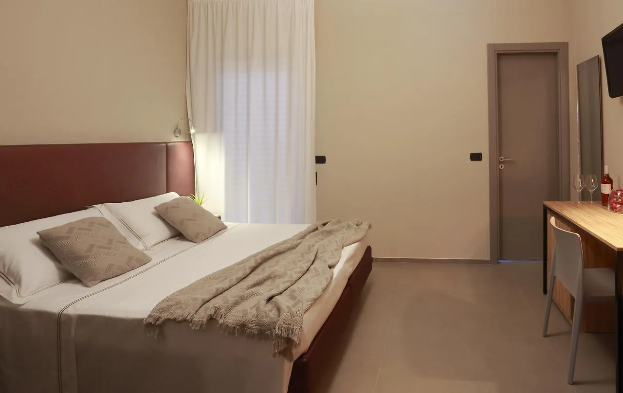Hotel Aloisi Lecce 3*,  Italien